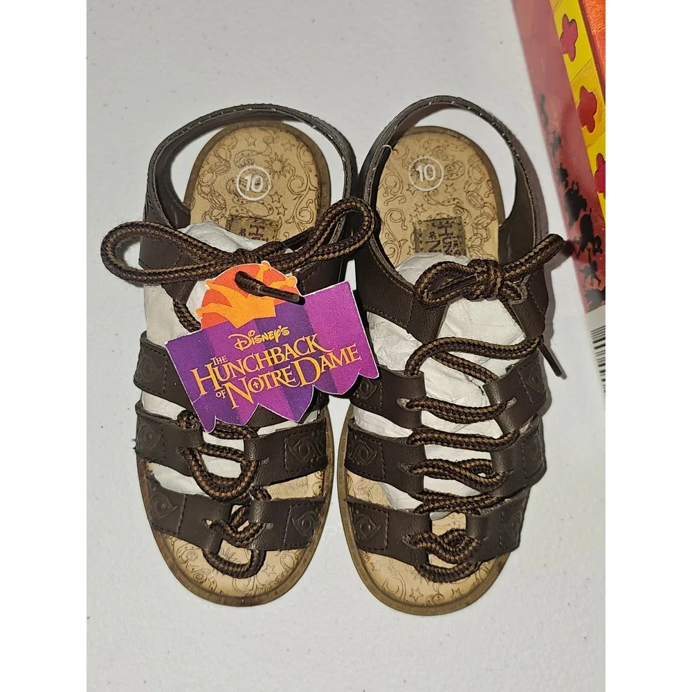 NIB Vintage Girls Disney The Hunchback Of Notre Dame Esmerelda Sandals 10 NOS